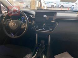 تۆیۆتا کۆرۆلا کرۆس